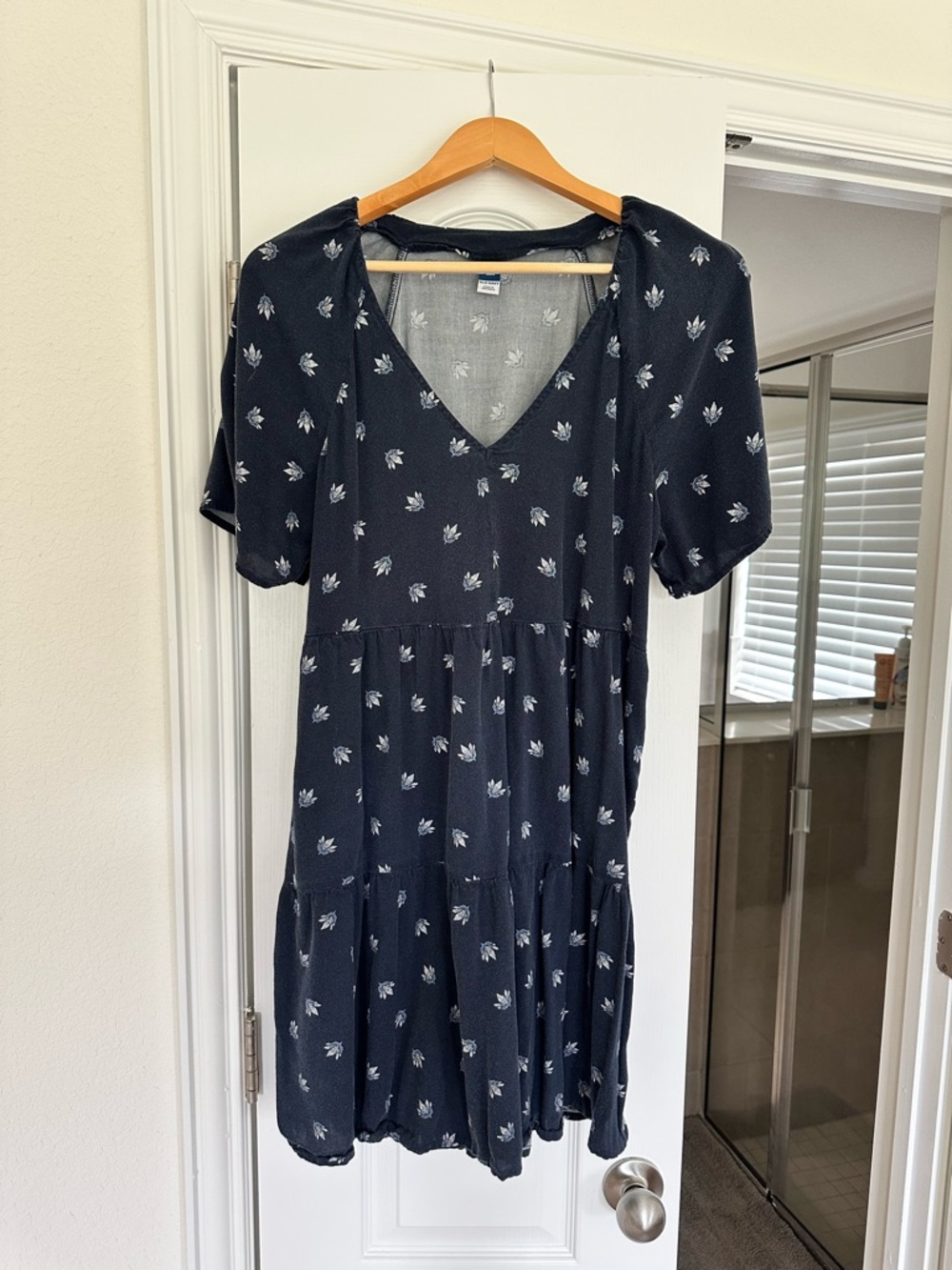 Old Navy Navy Floral V-Neck Tiered Mini Dress